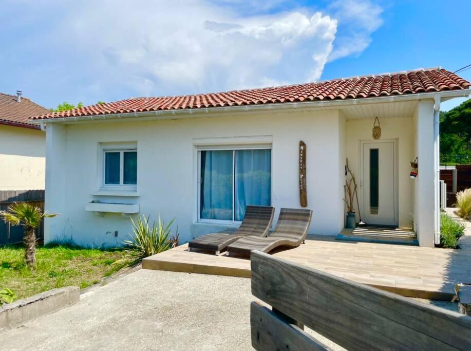 Hébergement de vacances Caporizon-villa Courant-terrasse-proche
